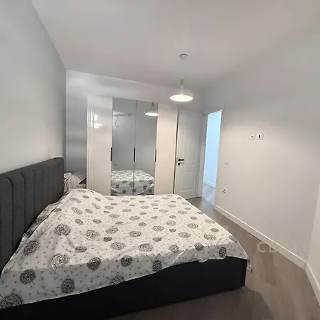 Gerti Appartament Apartment Kashar